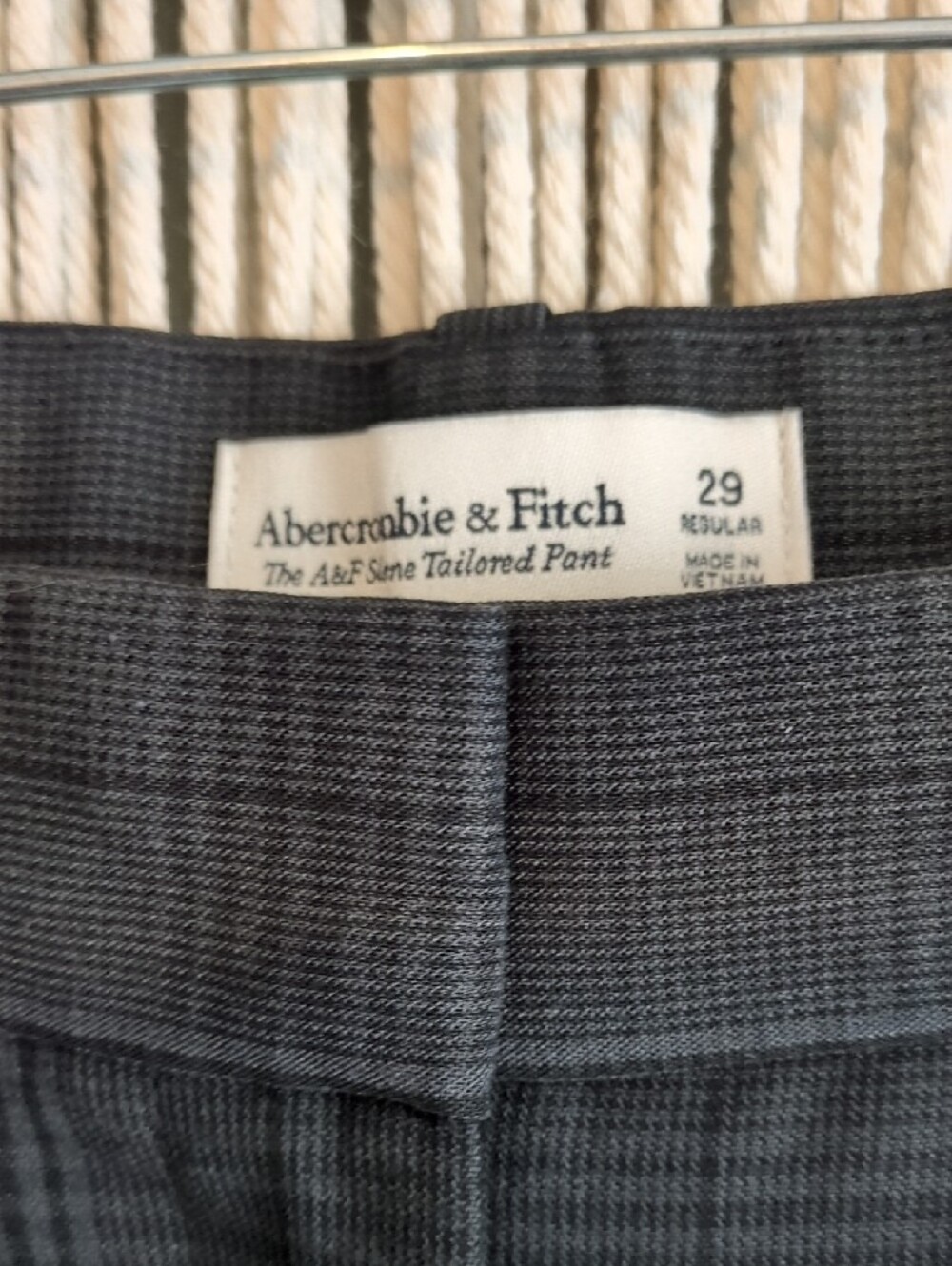 Abercrombie & Fitch Black Plaid Sloane Wide-Leg Plaid Trousers 29 - Picture 2 of 5